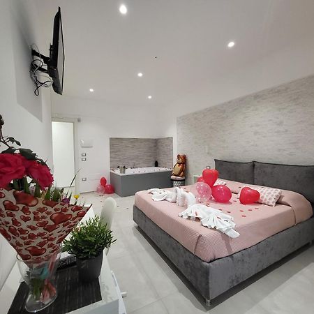 B&B Tra Le Vie Del Borgo Vieste Ngoại thất bức ảnh