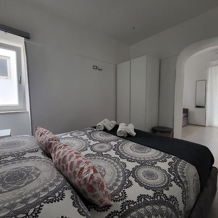 B&B Tra Le Vie Del Borgo Vieste Phòng bức ảnh