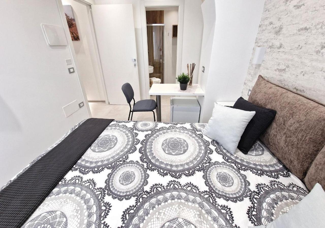 B&B Tra Le Vie Del Borgo Vieste Ngoại thất bức ảnh