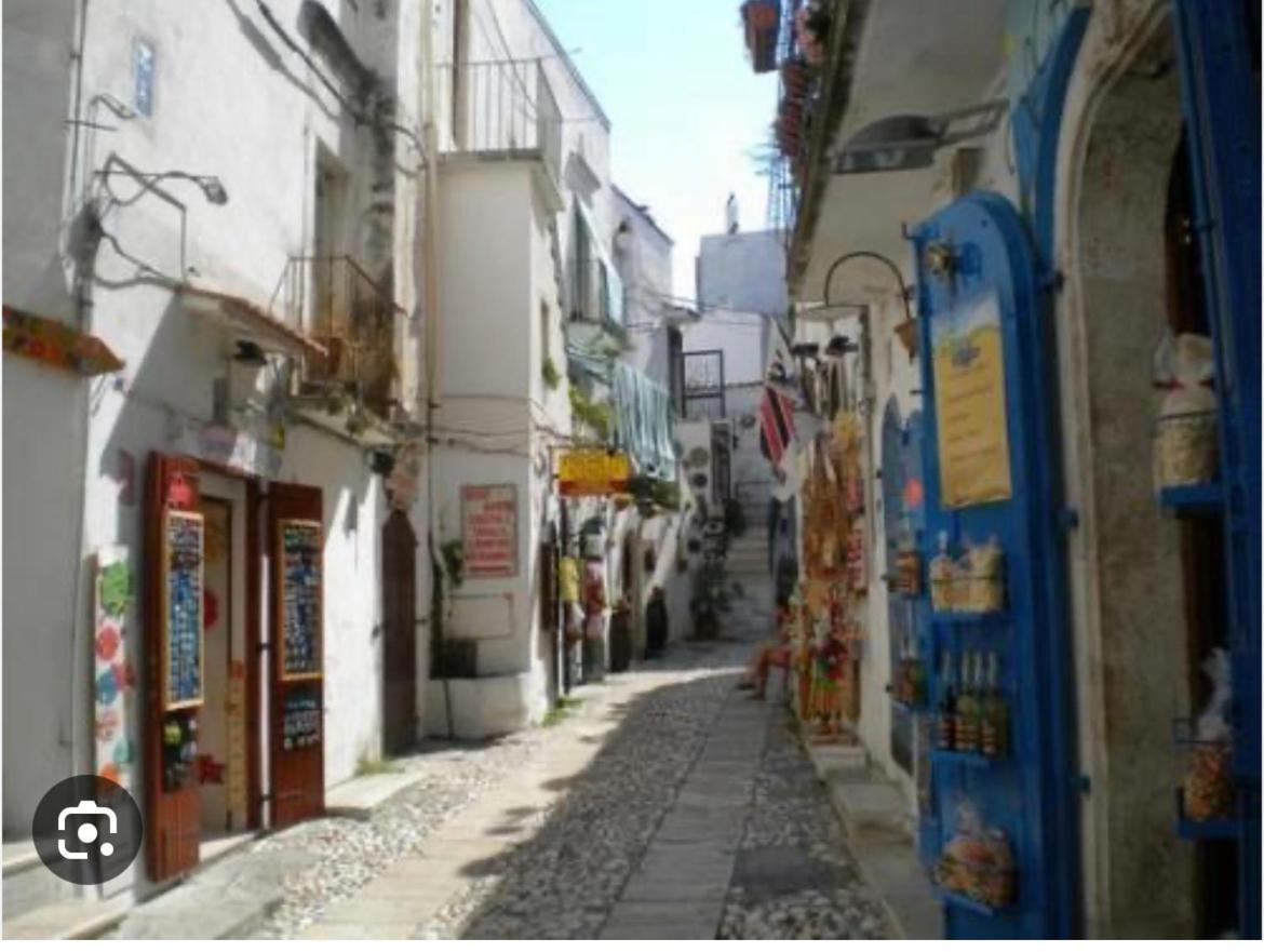 B&B Tra Le Vie Del Borgo Vieste Ngoại thất bức ảnh