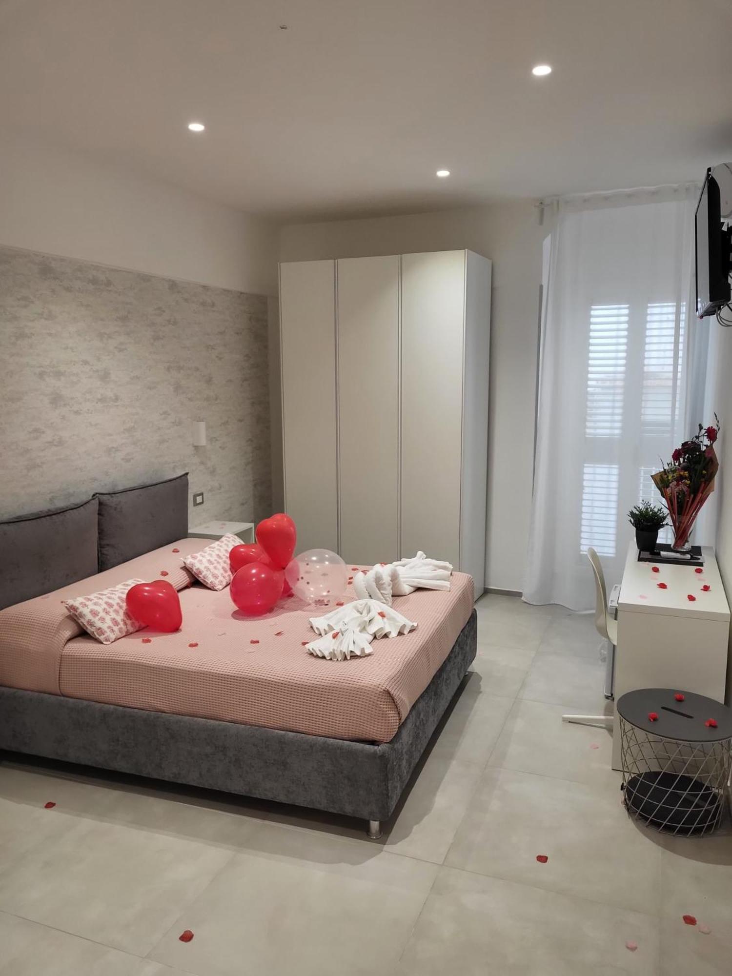 B&B Tra Le Vie Del Borgo Vieste Ngoại thất bức ảnh