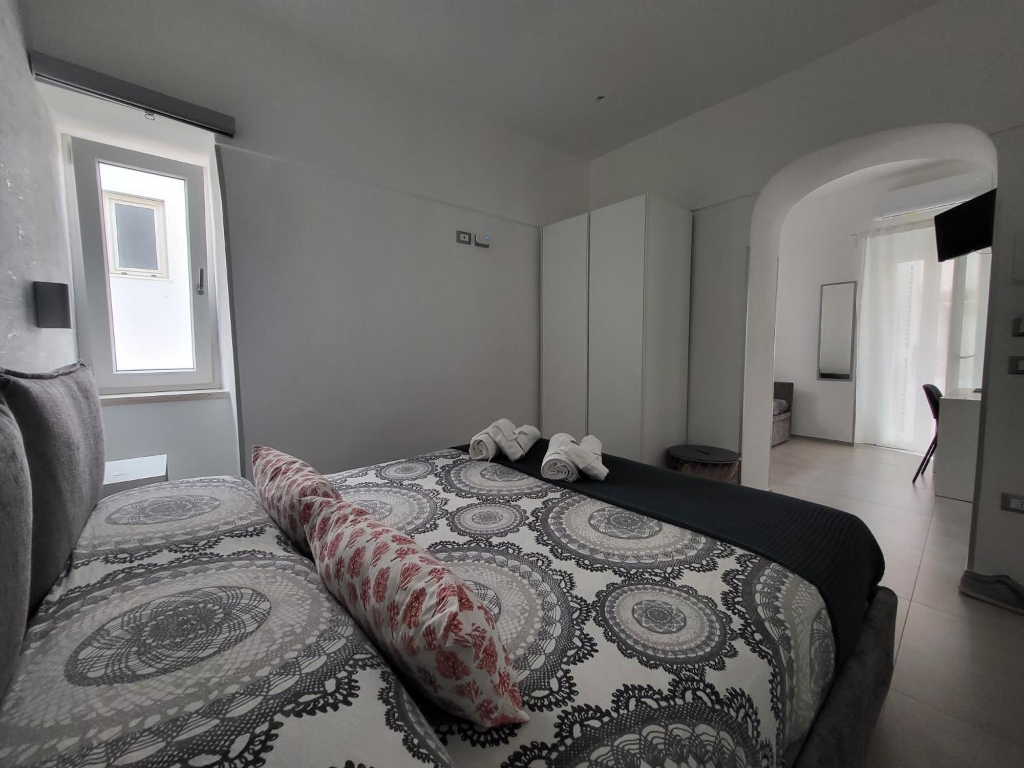 B&B Tra Le Vie Del Borgo Vieste Phòng bức ảnh